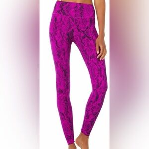 ALO Yoga Leggings High Waist Size S Purple Snake Reptile Print Ankle Length